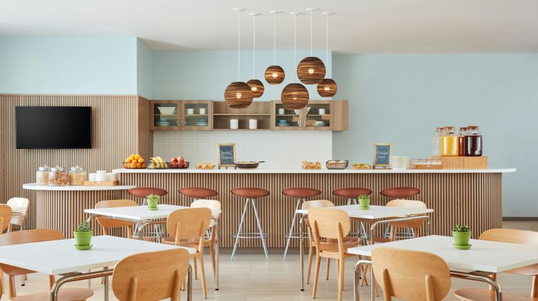 Element by Marriott San Diego Restaurant. Images powered by <a href="https://www.leonardoworldwide.com" target="_blank" rel="noopener">Leonardo</a>.
