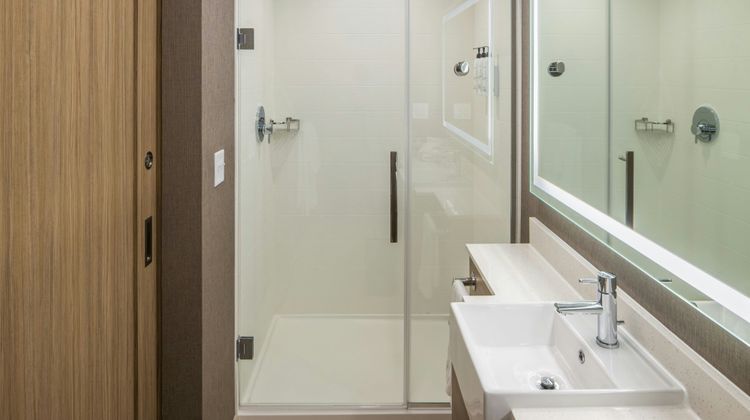 SpringHill Suites Canfield Room