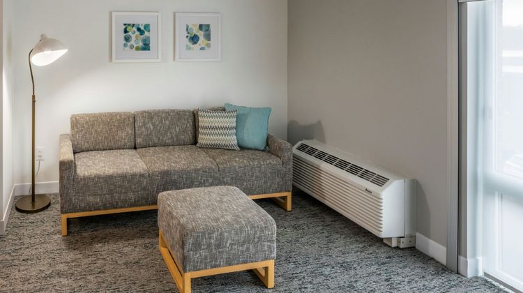 TownePlace Suites by Marriott Canfield Room