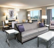 Memphis Riverline Hotel Room
