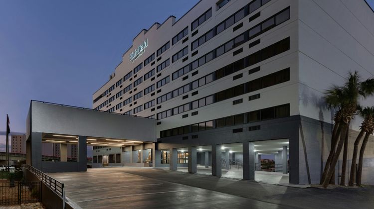 Fairfield Inn & Suites Charleston Exterior