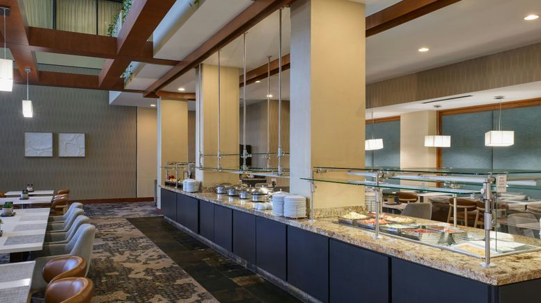 <b>The Westin Atlanta Airport Restaurant</b>. Images powered by <a href="https://www.leonardoworldwide.com/" title="Leonardo Worldwide" target="_blank">Leonardo</a>.
