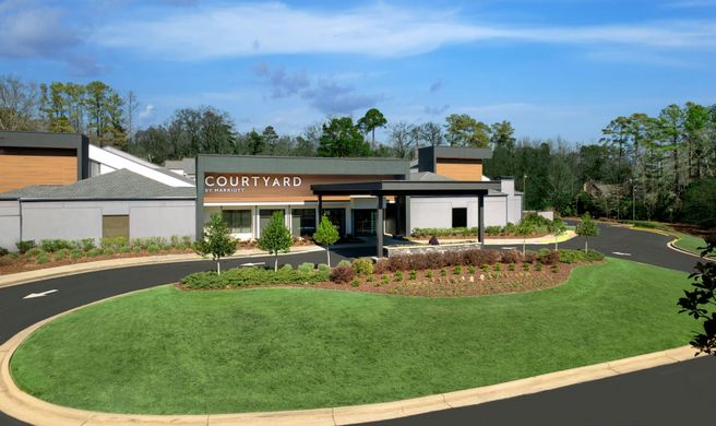 Courtyard Birmingham Homewood Exterior