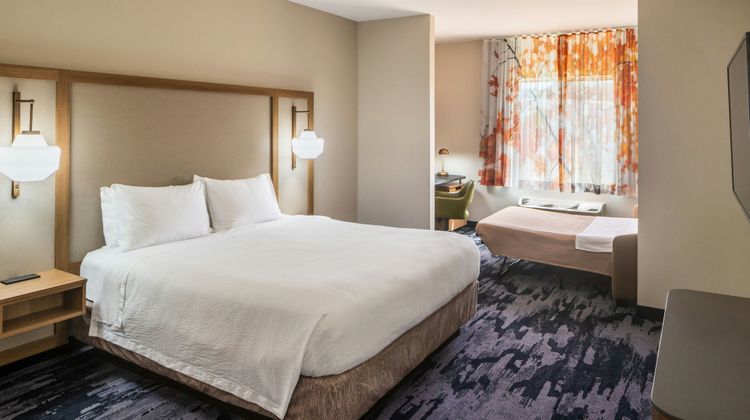 Fairfield Inn Richmond Suite