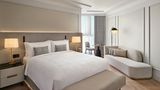 <b>JW Marriott Kuwait Hotel Room</b>. Images powered by <a href="https://www.leonardoworldwide.com/" title="Leonardo Worldwide" target="_blank">Leonardo</a>.