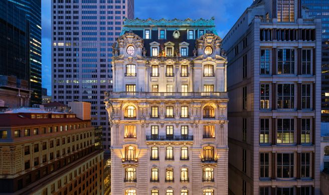 The St Regis New York Exterior