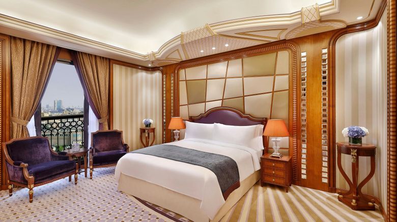 <b>The Ritz-Carlton Jeddah Room</b>. Images powered by <a href="https://www.leonardoworldwide.com/" title="Leonardo Worldwide" target="_blank">Leonardo</a>.