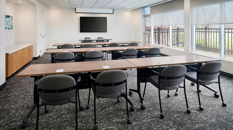 <b>TownePlace Suites Ottawa Kanata Meeting</b>. Images powered by <a href="https://www.leonardoworldwide.com/" title="Leonardo Worldwide" target="_blank">Leonardo</a>.