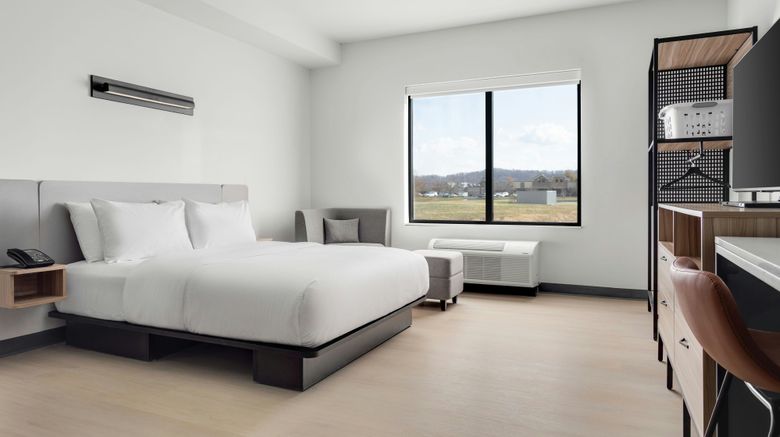 <b>StudioRes Oak Ridge Room</b>. Images powered by <a href="https://www.leonardoworldwide.com/" title="Leonardo Worldwide" target="_blank">Leonardo</a>.
