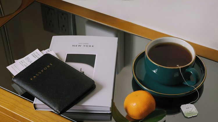 Hotel Henri NY Room