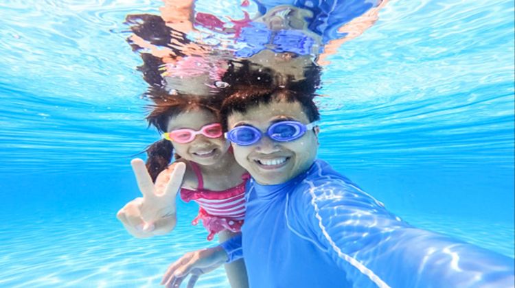 Holiday Inn Express & Suites Pool