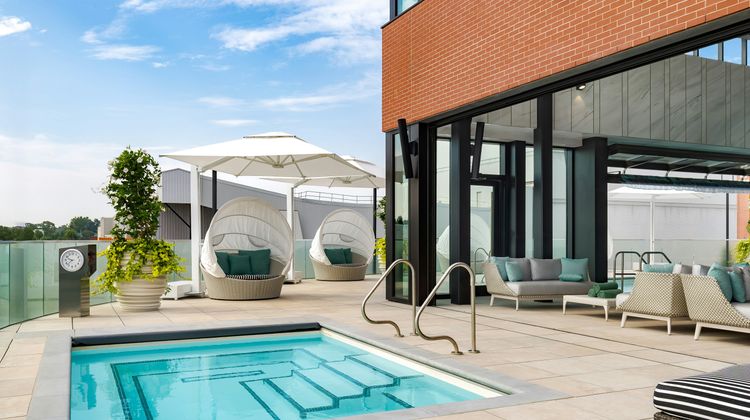 Hard Rock Hotel London Pool