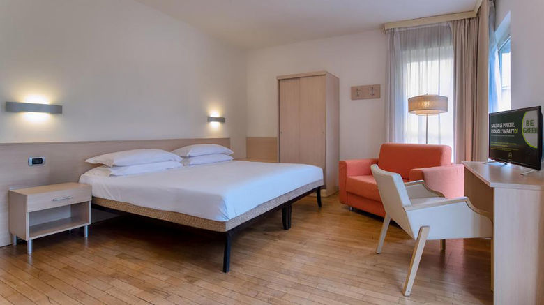 <b>Park Hotel Mondovi Room</b>. Images powered by <a href="https://www.leonardoworldwide.com/" title="Leonardo Worldwide" target="_blank">Leonardo</a>.