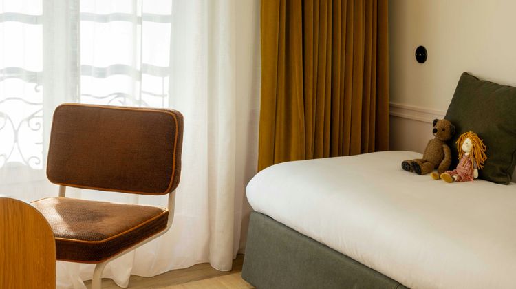 Hotel Courcelles Etoile Suite