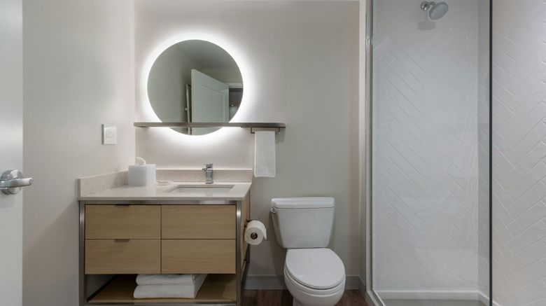 <b>TownePlace Suites East Hartford Room</b>. Images powered by <a href="https://www.leonardoworldwide.com/" title="Leonardo Worldwide" target="_blank">Leonardo</a>.