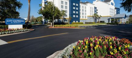 City Express Orlando International Drive Exterior