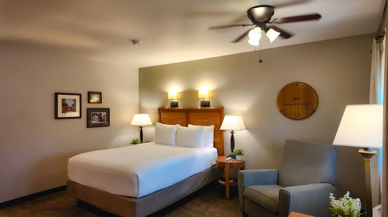 <b>Adelaide Inn Room</b>. Images powered by <a href="https://www.leonardoworldwide.com/" title="Leonardo Worldwide" target="_blank">Leonardo</a>.