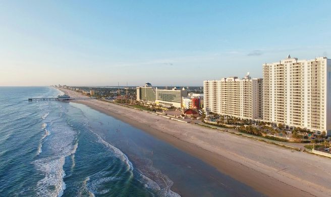 Club Wyndham Ocean Walk Exterior