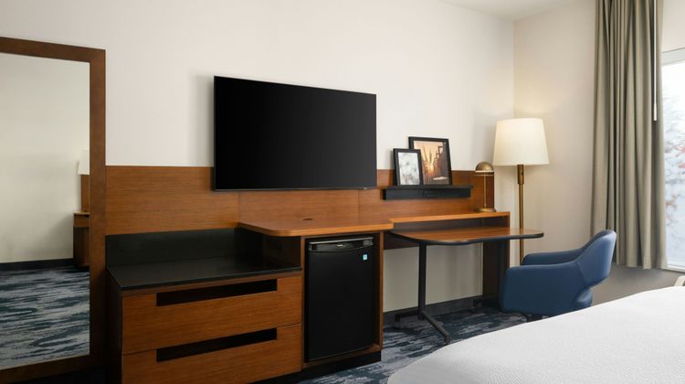 Fairfield Inn & Stes Newark Liberty Arpt Suite