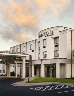 Courtyard by Marriott Brunswick