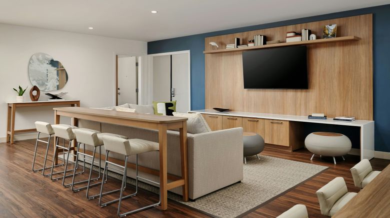 <b>Element Pooler Savannah Airport Suite</b>. Images powered by <a href="https://www.leonardoworldwide.com/" title="Leonardo Worldwide" target="_blank">Leonardo</a>.