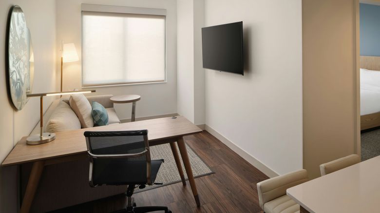 <b>Element Pooler Savannah Airport Room</b>. Images powered by <a href="https://www.leonardoworldwide.com/" title="Leonardo Worldwide" target="_blank">Leonardo</a>.
