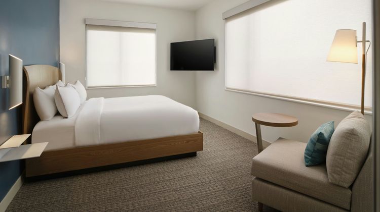 Element Pooler Savannah Airport Room