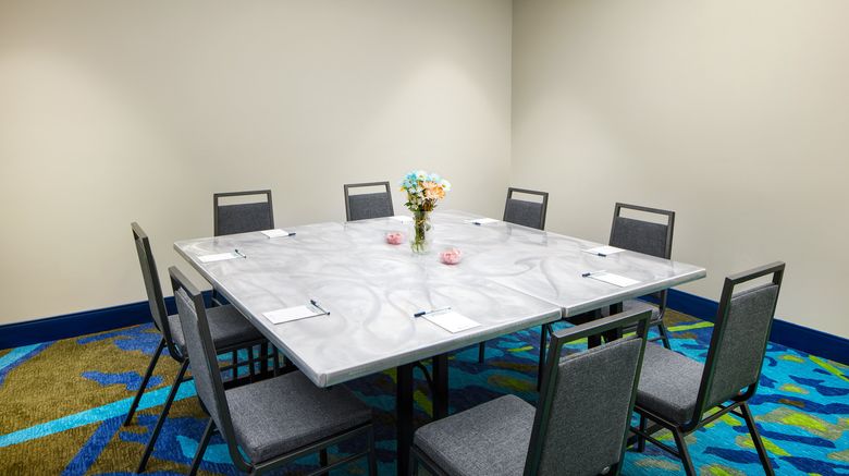 <b>Candlewood Suites Lebanon Meeting</b>. Images powered by <a href="https://www.leonardoworldwide.com/" title="Leonardo Worldwide" target="_blank">Leonardo</a>.