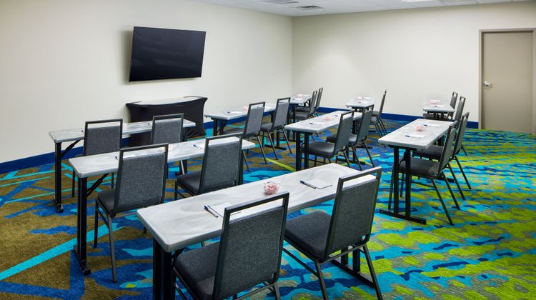 Candlewood Suites Lebanon Meeting
