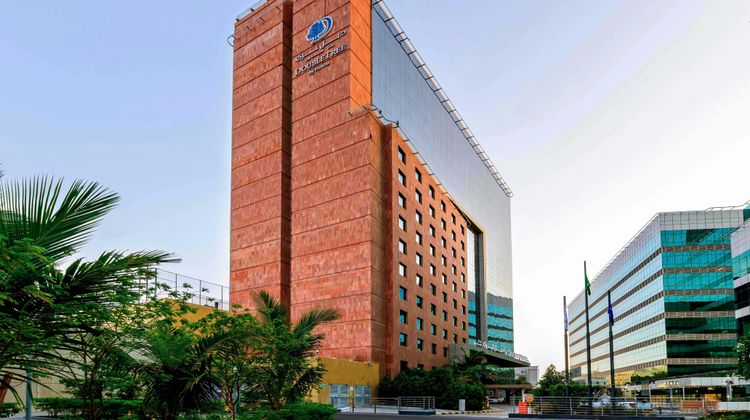 Al Andalus Mall Hotel Exterior