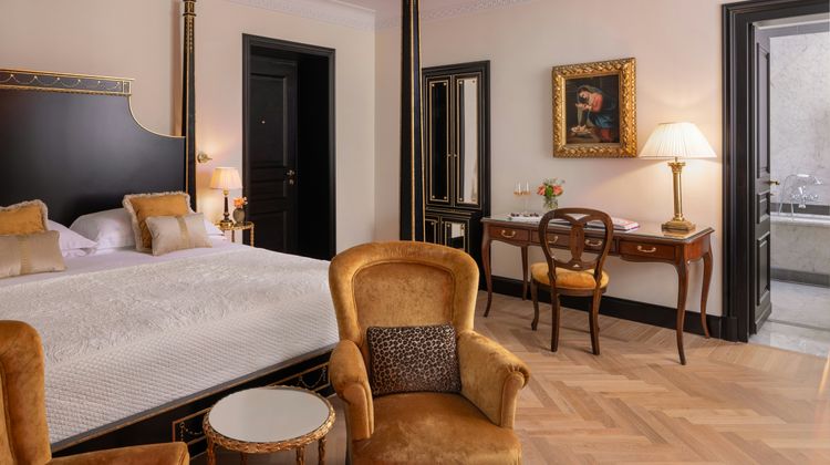 Hotel d'Inghilterra Room