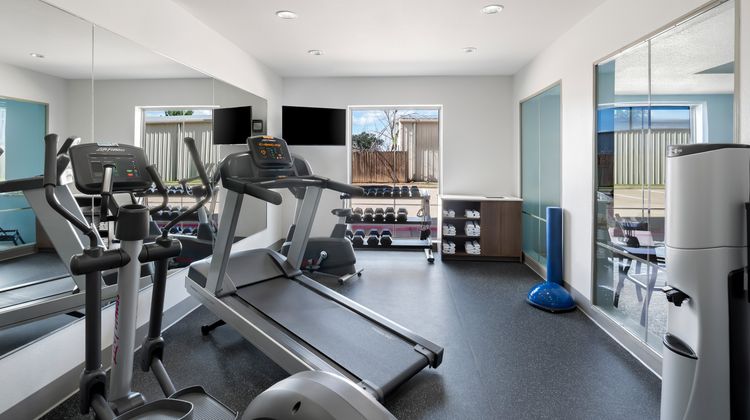 Holiday Inn Express & Suites Morrilton Health Club
