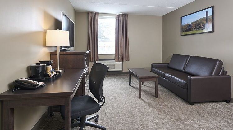 Canad Inns Windsor Park Restaurant