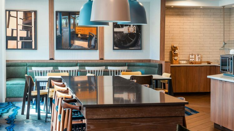 Fairfield Inn & Suites Atlanta Kennesaw Restaurant