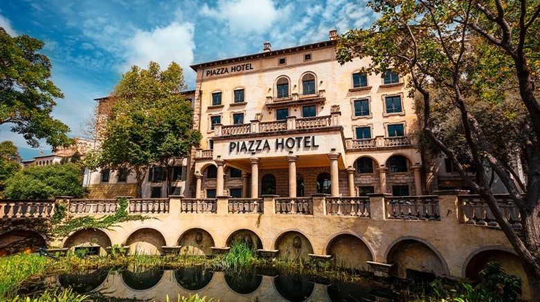 The Piazza Hotel Montecasino Exterior. Images powered by <a href="https://www.leonardoworldwide.com" target="_blank" rel="noopener">Leonardo</a>.
