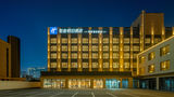 <b>Holiday Inn Exp Lize Business Exterior</b>. Images powered by <a href="https://www.leonardoworldwide.com/" title="Leonardo Worldwide" target="_blank">Leonardo</a>.