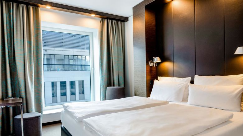 <b>Motel One Augustusplatz Room</b>. Images powered by <a href="https://www.leonardoworldwide.com/" title="Leonardo Worldwide" target="_blank">Leonardo</a>.