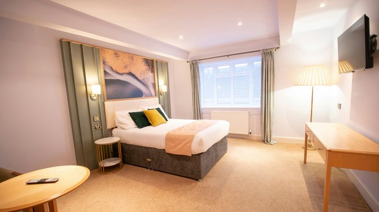 <b>Trouville Hotel Suite</b>. Images powered by <a href="https://www.leonardoworldwide.com/" title="Leonardo Worldwide" target="_blank">Leonardo</a>.