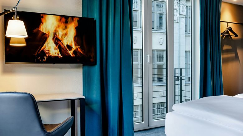 <b>Motel One Leipzig Room</b>. Images powered by <a href="https://www.leonardoworldwide.com/" title="Leonardo Worldwide" target="_blank">Leonardo</a>.