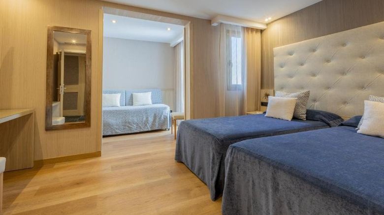 <b>Rialto Hotel Room</b>. Images powered by <a href="https://www.leonardoworldwide.com/" title="Leonardo Worldwide" target="_blank">Leonardo</a>.