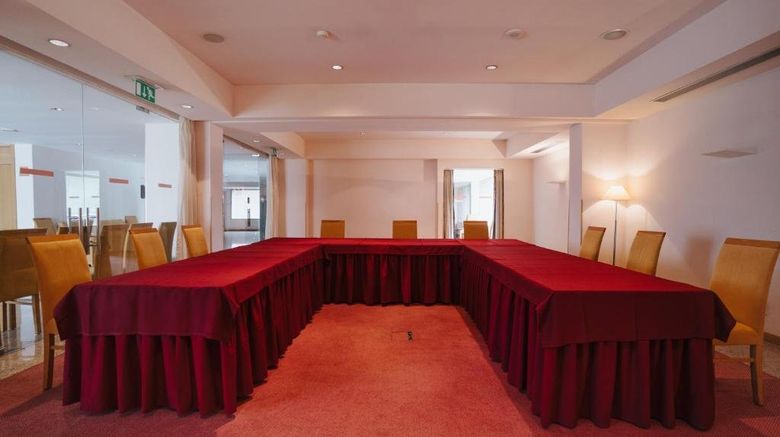 <b>Hotel Premium Porto Maia Meeting</b>. Images powered by <a href="https://www.leonardoworldwide.com/" title="Leonardo Worldwide" target="_blank">Leonardo</a>.