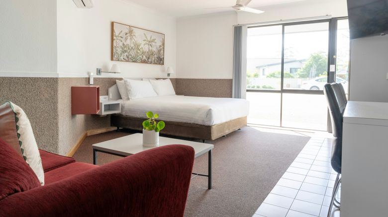 <b>Sea Spray Motel Room</b>. Images powered by <a href="https://www.leonardoworldwide.com/" title="Leonardo Worldwide" target="_blank">Leonardo</a>.