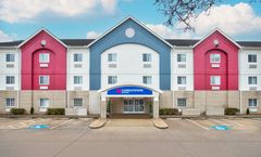 Candlewood Suites