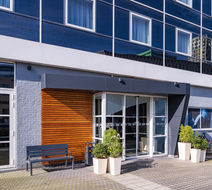 Holiday Inn Express Antwerp North Exterior