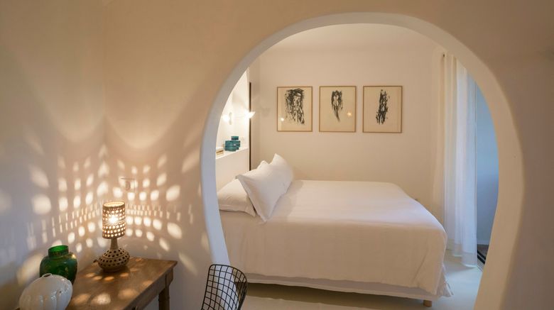 <b>Grand Hotel de Cala Rossa Room</b>. Images powered by <a href="https://www.leonardoworldwide.com/" title="Leonardo Worldwide" target="_blank">Leonardo</a>.