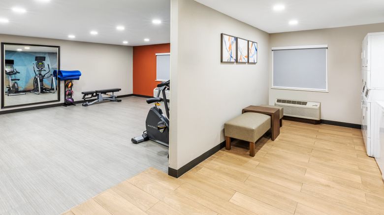 <b>Candlewood Suites Topeka West Health Club</b>. Images powered by <a href="https://www.leonardoworldwide.com/" title="Leonardo Worldwide" target="_blank">Leonardo</a>.