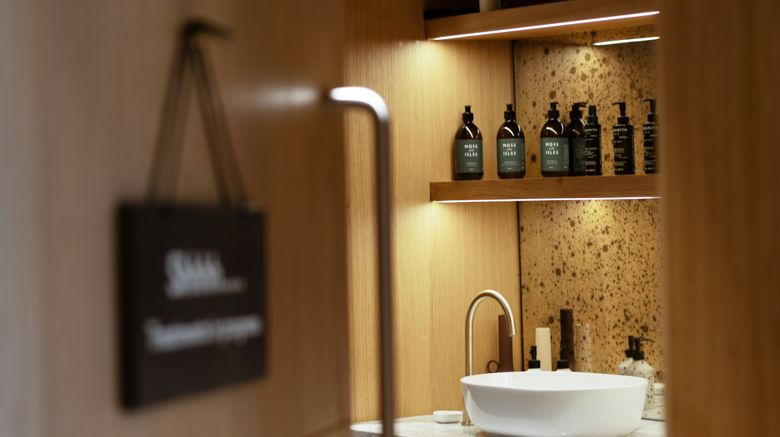 <b>The Lakes By Yoo Spa</b>. Images powered by <a href="https://www.leonardoworldwide.com/" title="Leonardo Worldwide" target="_blank">Leonardo</a>.