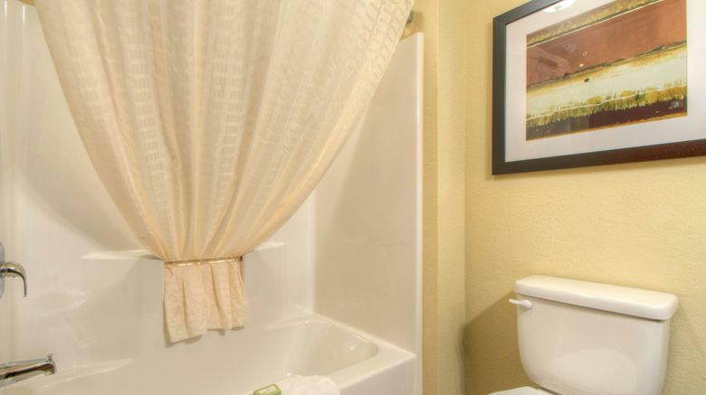 <b>Cobblestone Inn & Suites Room</b>. Images powered by <a href="https://www.leonardoworldwide.com/" title="Leonardo Worldwide" target="_blank">Leonardo</a>.