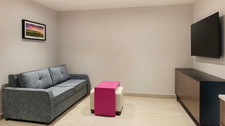 Homewood Suites by Hilton Saltillo Room