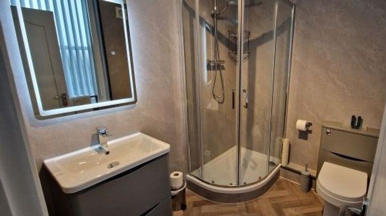 <b>Royal Hotel Liverpool Room</b>. Images powered by <a href="https://www.leonardoworldwide.com/" title="Leonardo Worldwide" target="_blank">Leonardo</a>.